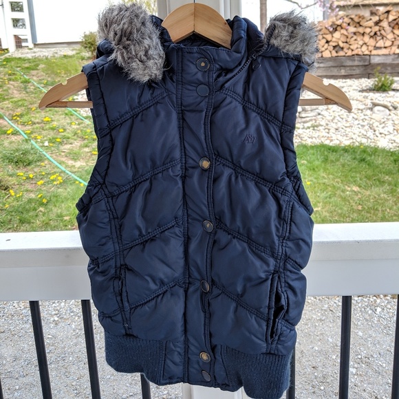 Aeropostale Jackets & Blazers - 💎 2 for $12 Aeropostale vest with hood
